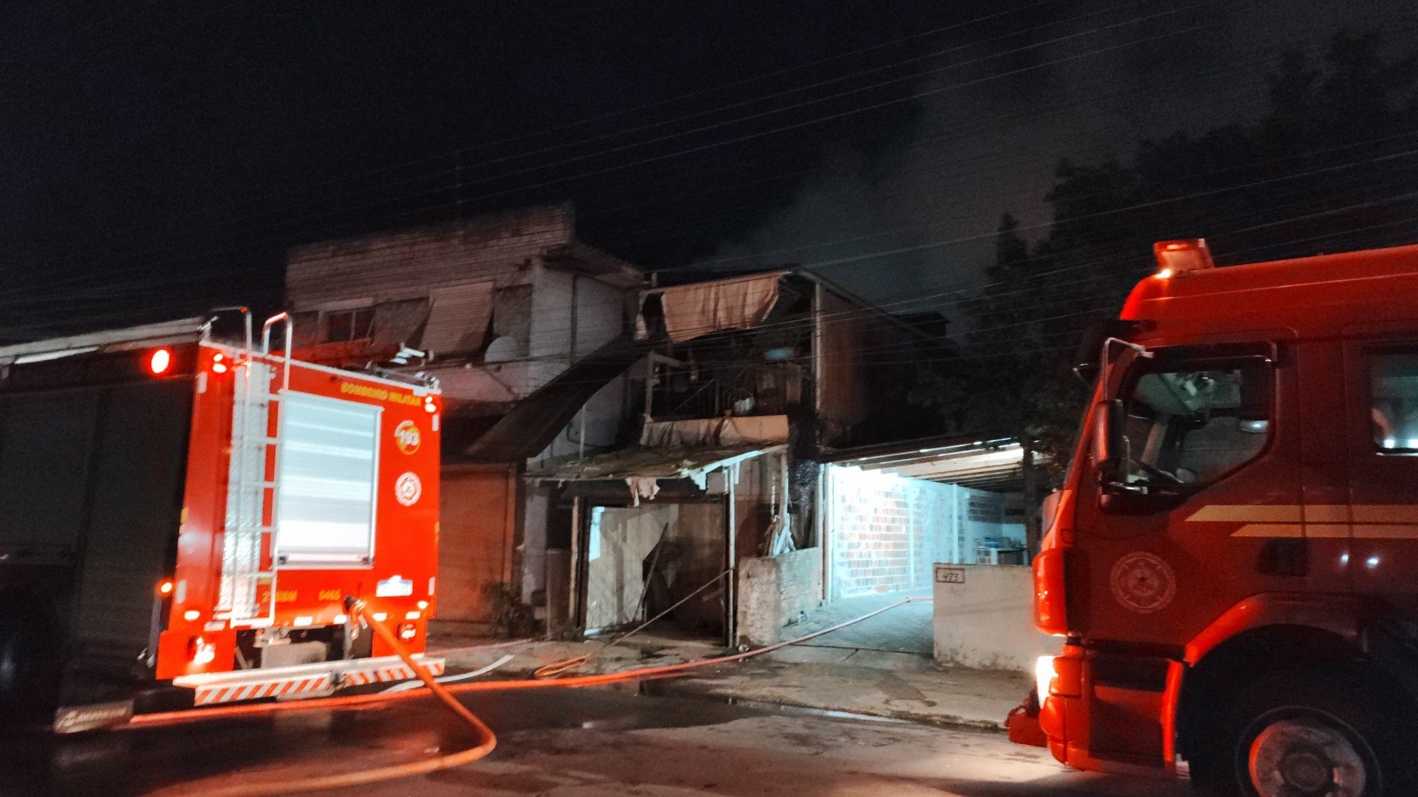 Casa é atingida por incêndio em Novo Hamburgo