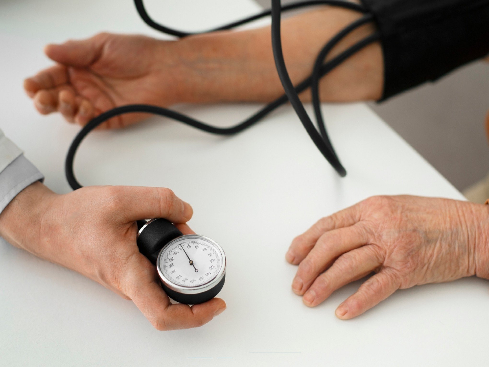 A doença silenciosa que pode causar AVC, infarto e aneurisma arterial que mais de 20% da população brasileira tem