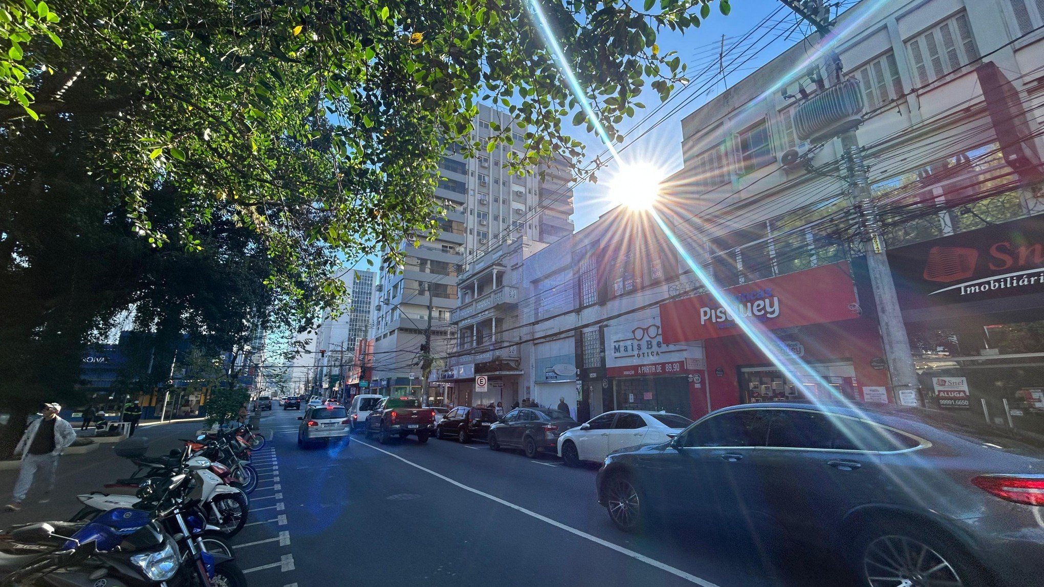 FRENTE FRIA: Último dia de sol? Prepare-se para um longo período de tempo instável no RS; confira o que esperar