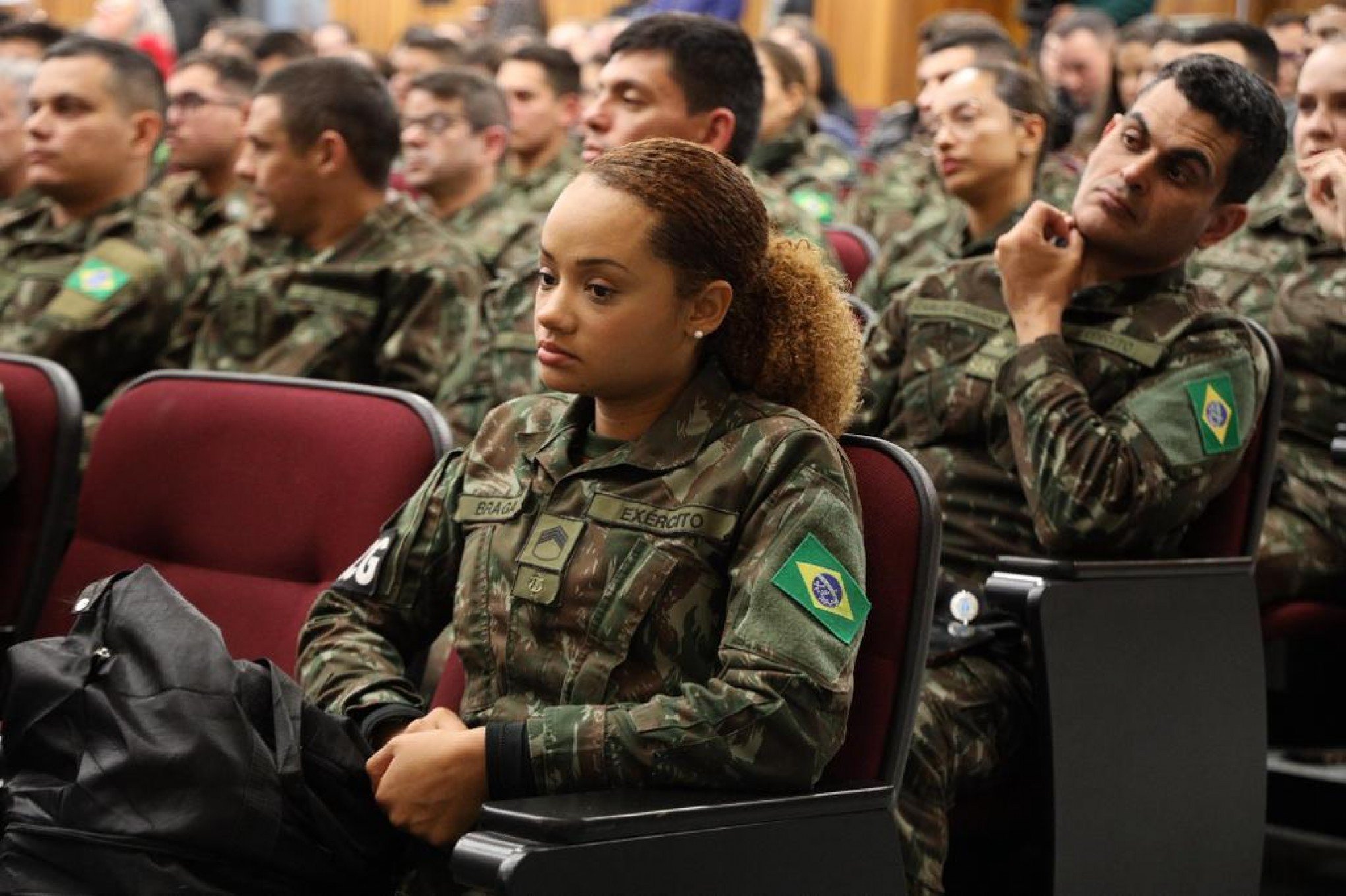 Jovens que deixam abrigos aos 18 anos terão prioridade para ingressar no Exército no RS