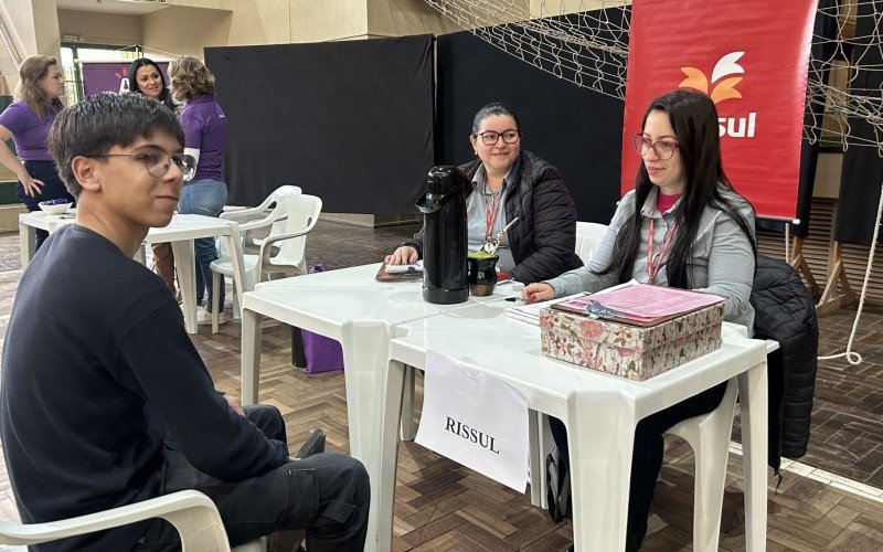Eric Machado está concluindo período como Jovem Aprendiz e já busca emprego com carteira assinada  | abc+