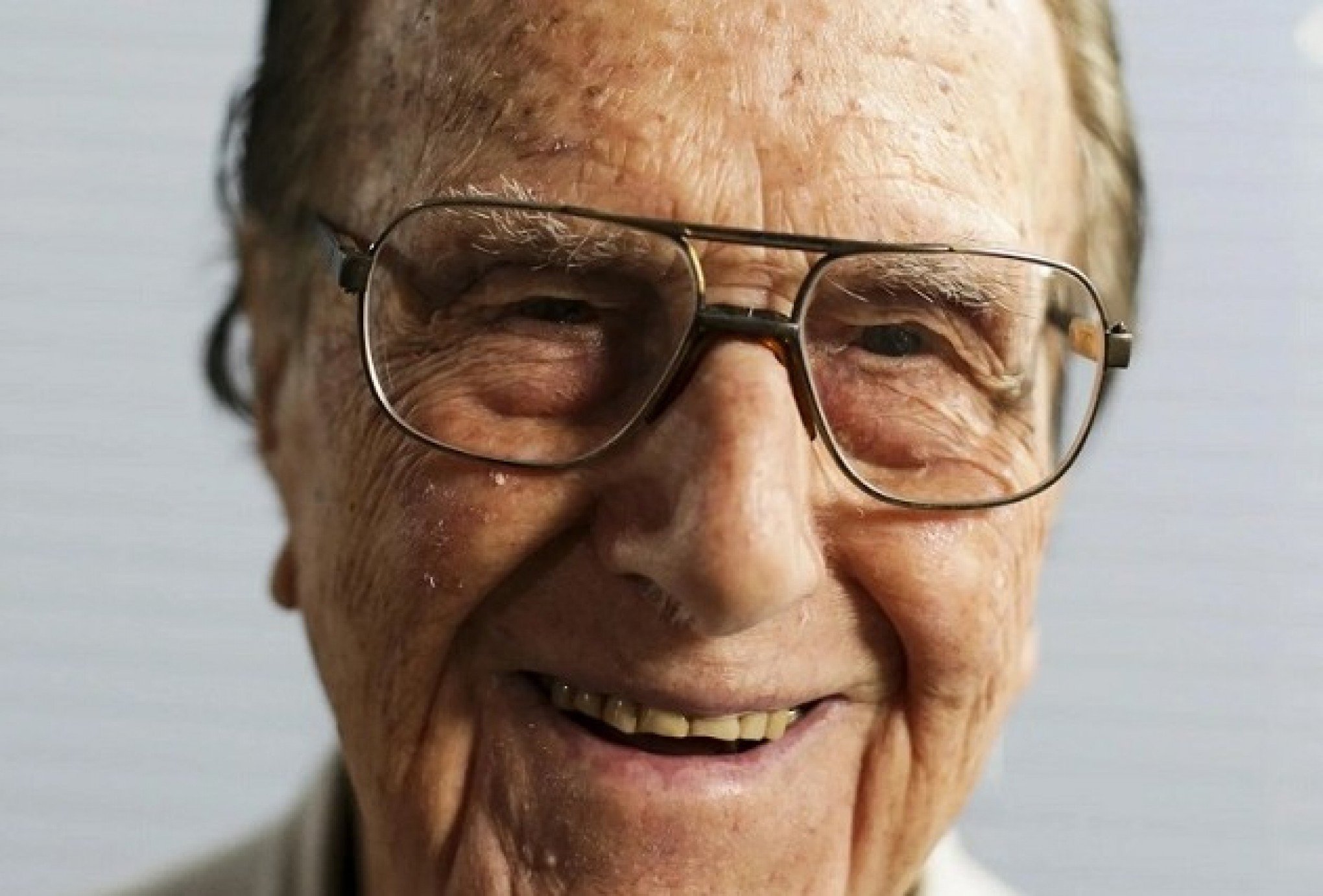 Morre médico de 102 anos que foi um dos pioneiros na medicina do esporte