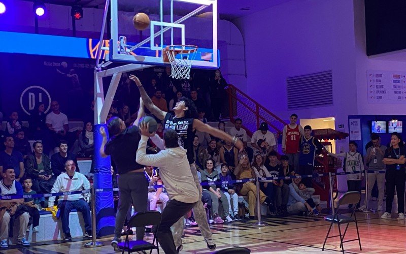 Gui Santos esteve em Gramado, no NBA Park
