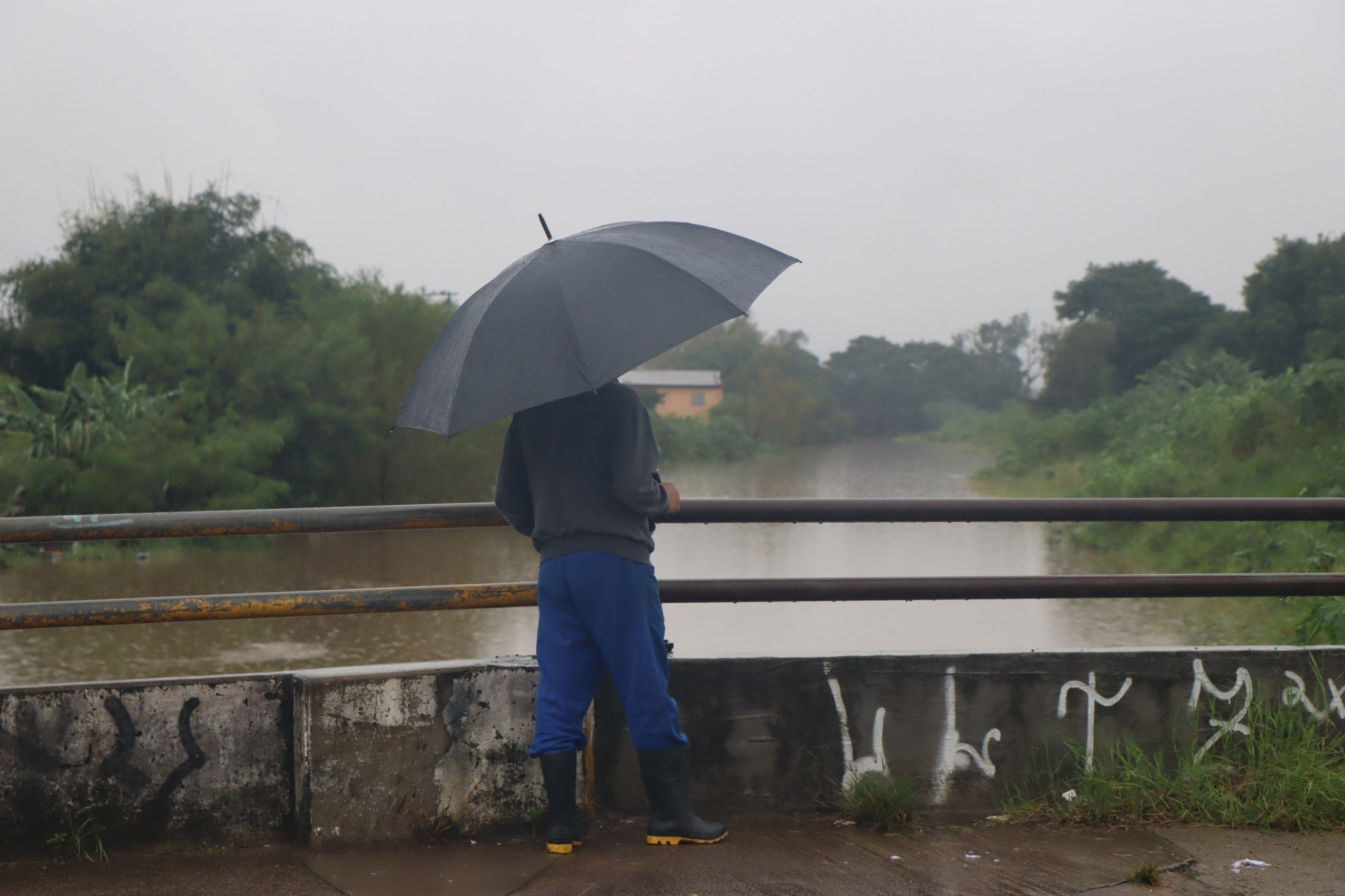 Onde estão os maiores riscos com a chuva no RS nesta semana?