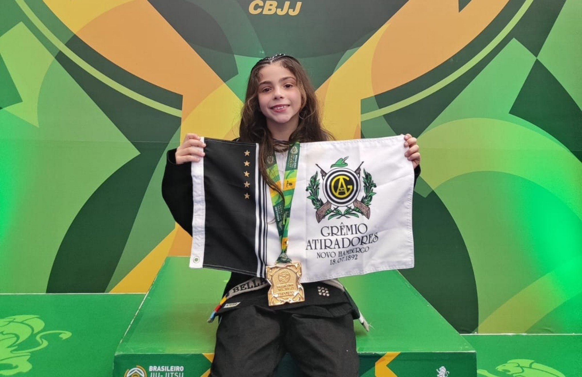 Atleta de Novo Hamburgo conquista medalha de ouro no Campeonato Brasileiro de Jiu-Jitsu