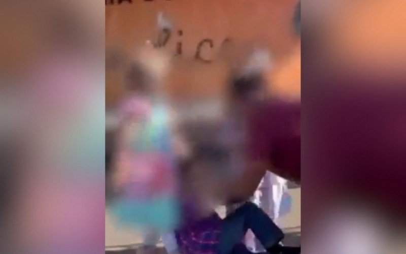 Criança de 4 anos foi agredida por pai de colega durante apresentação de festa junina no DF | abc+