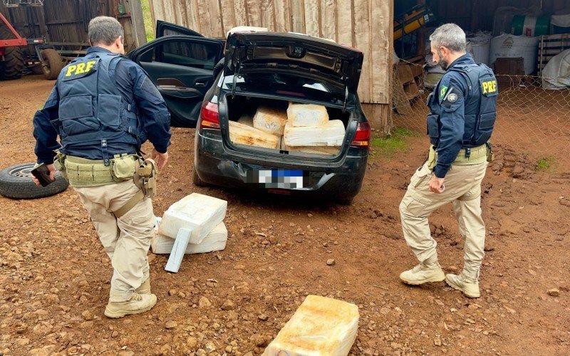 Meia tonelada de maconha foi encontrada dentro de carro roubado em Ronda Alta | abc+