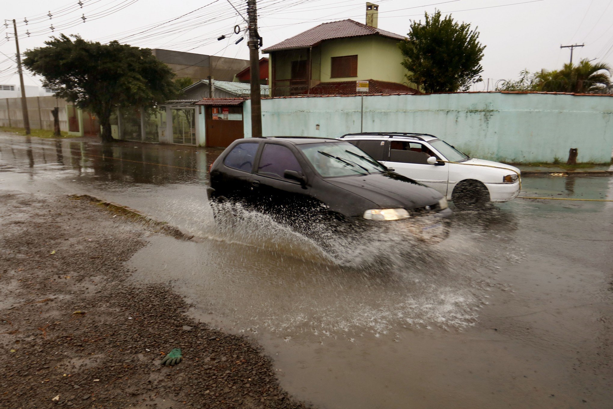 CHUVA NO RS: Alagamentos e cheia de rios devem se intensificar nesta quarta-feira