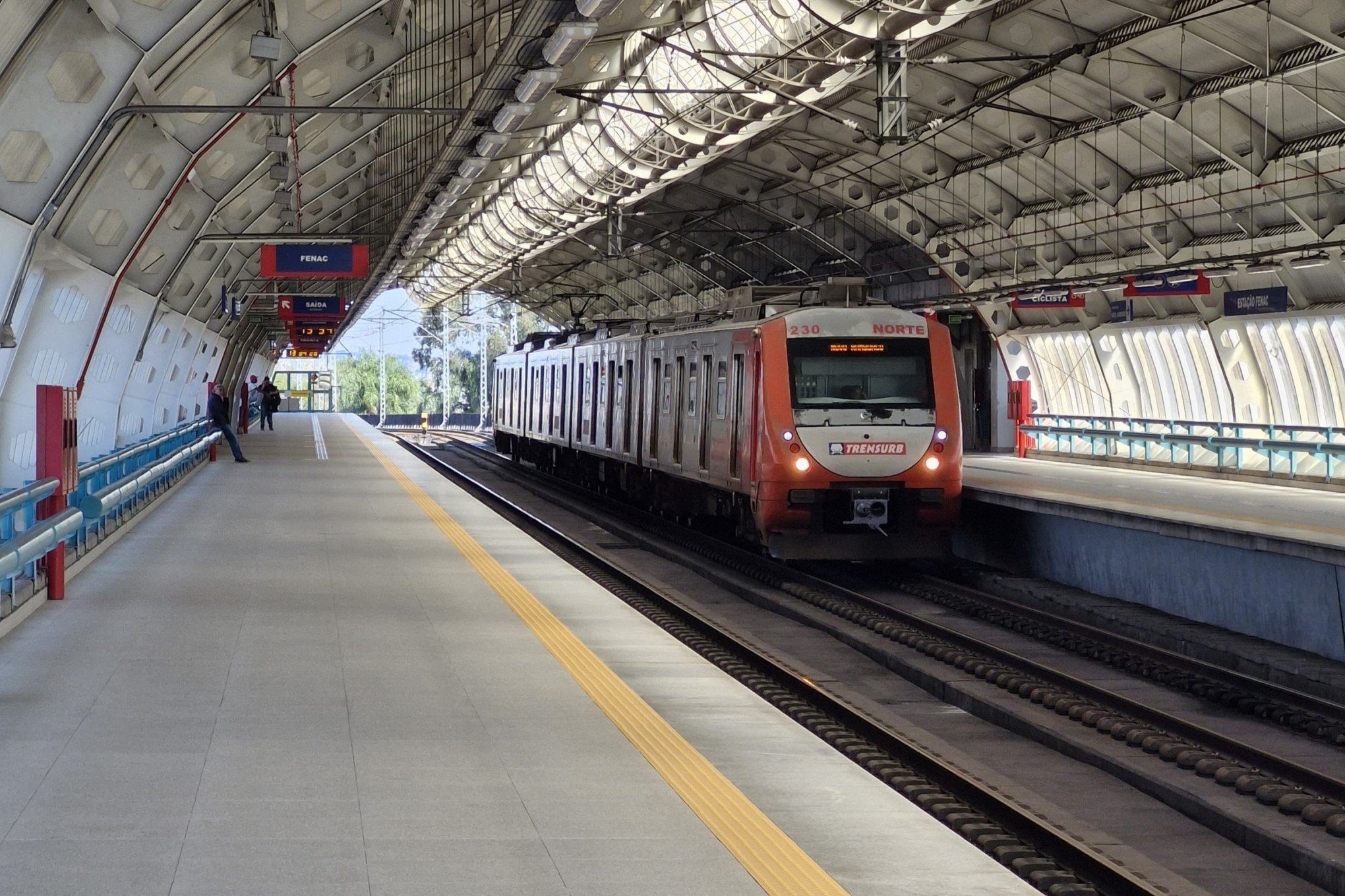 TRENSURB: Operação pode ser afetada por alagamentos com nova onda de chuva em Porto Alegre