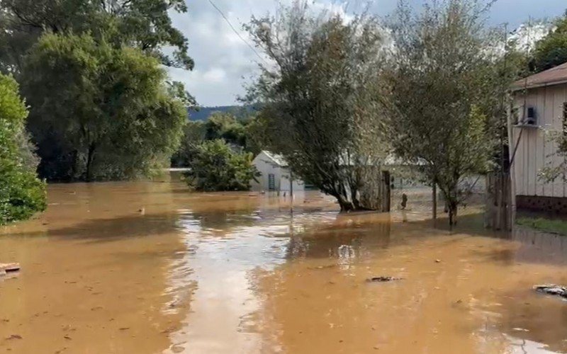 Cidade de Jaguari tem mais de 1,2 mil pessoas fora de casa | abc+