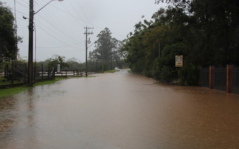 Estrada Affonso Strack, em Lomba Grande