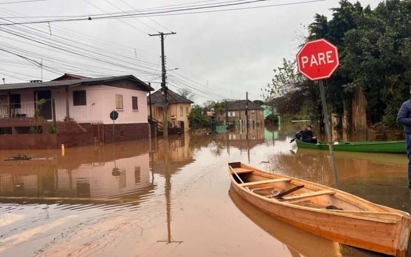 Rio Caí estava em baixa na tarde desta quinta-feira (19) | abc+
