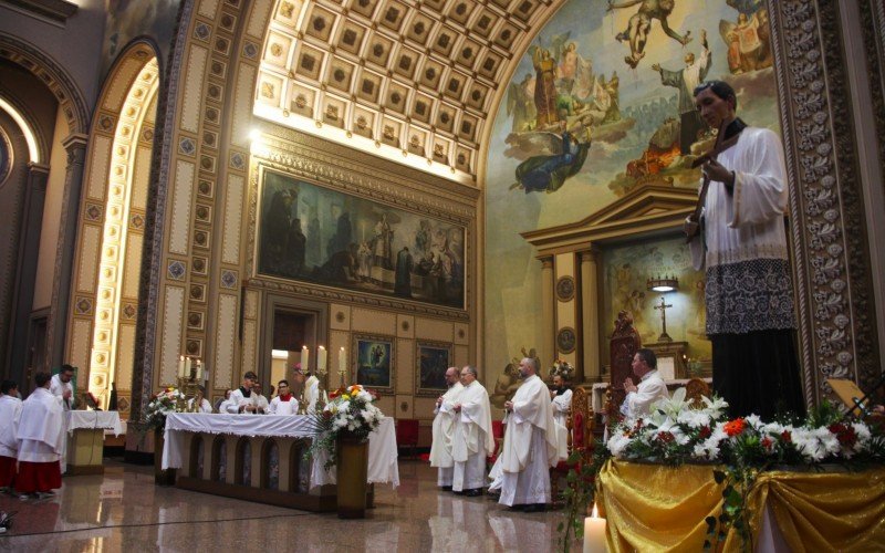 Quase 20 padres são remanejados na Diocese de Novo Hamburgo | abc+