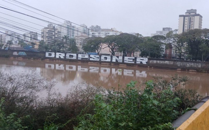 Em lenta elevação, Rio dos Sinos chega a 4,13 metros no final da tarde desta quinta-feira