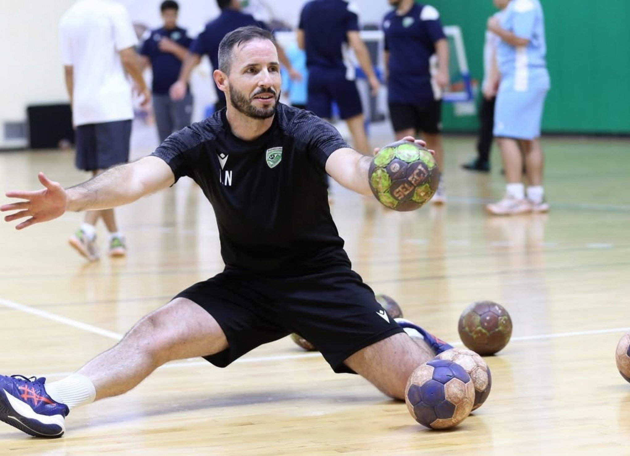 Preparador de goleiros Itamar Nielsen deixa o Emirados Árabes e fecha com time da Polônia