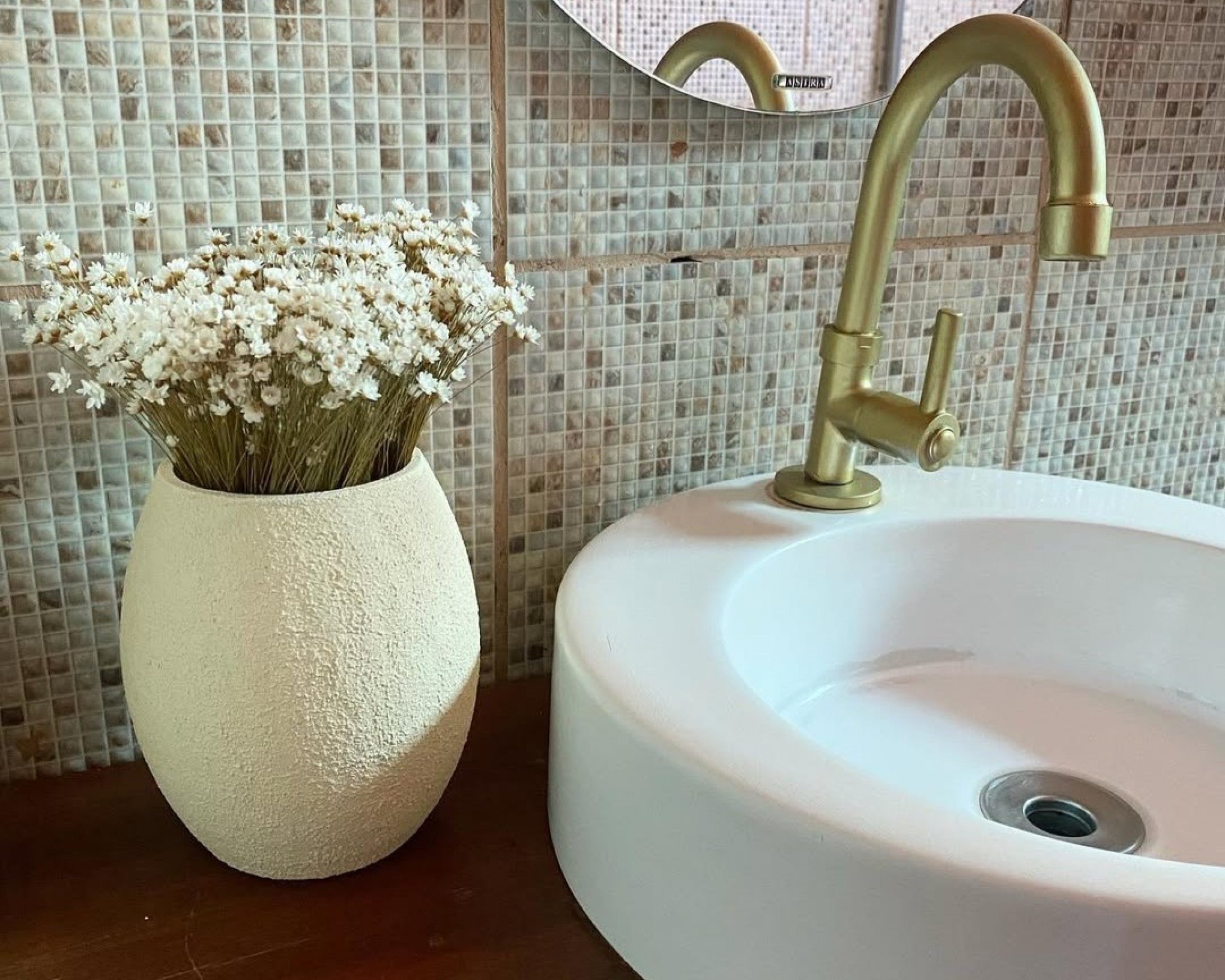 Composição na bancada do lavabo | abc+