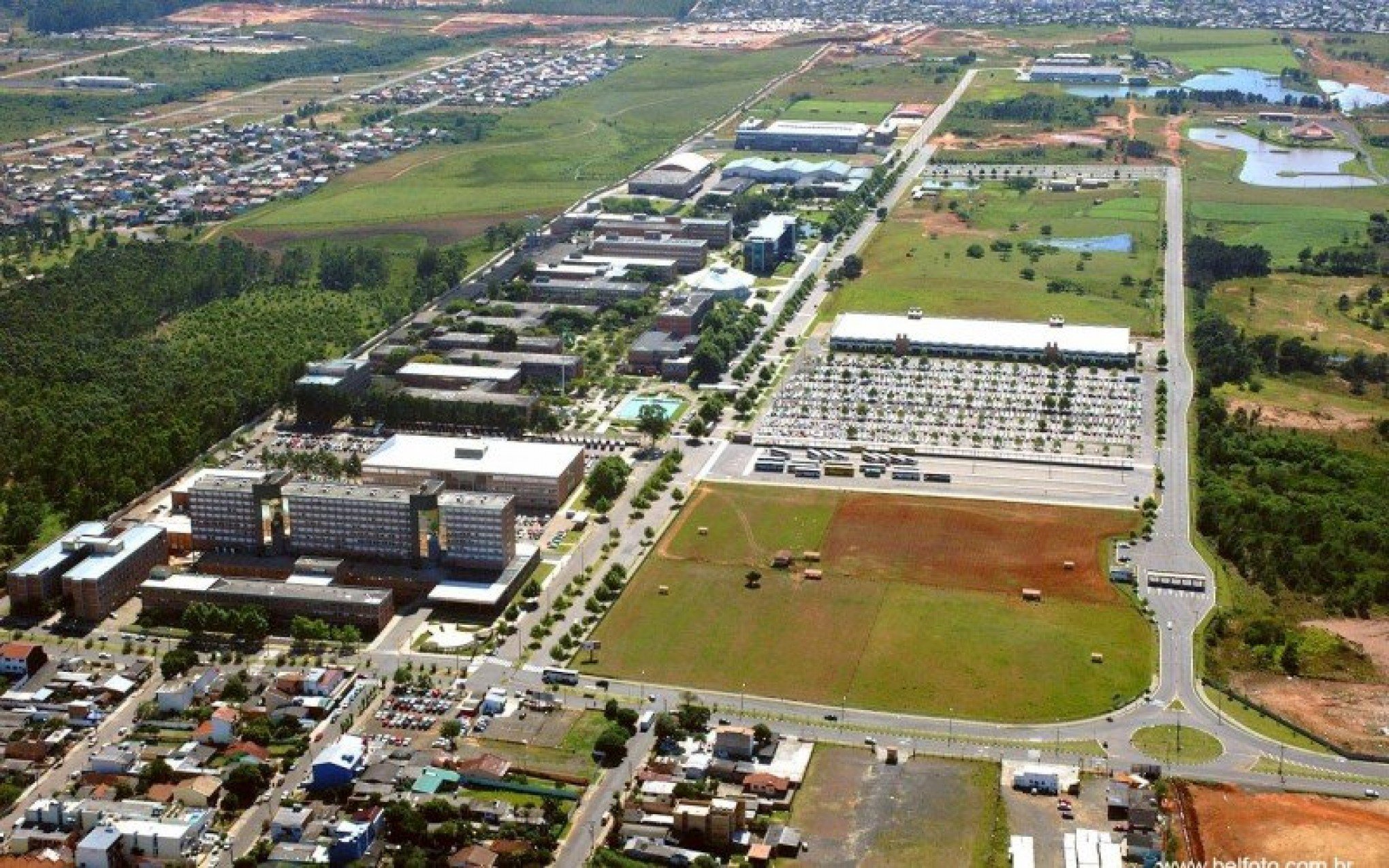 86 ANOS DE CANOAS: Ulbra acompanha a modernização da educação e aposta na qualificação continuada do corpo docente