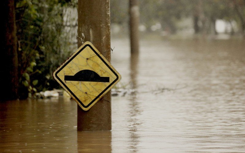 Mais de 120 cidades foram afetadas pelas fortes chuvas que atingem o RS | abc+