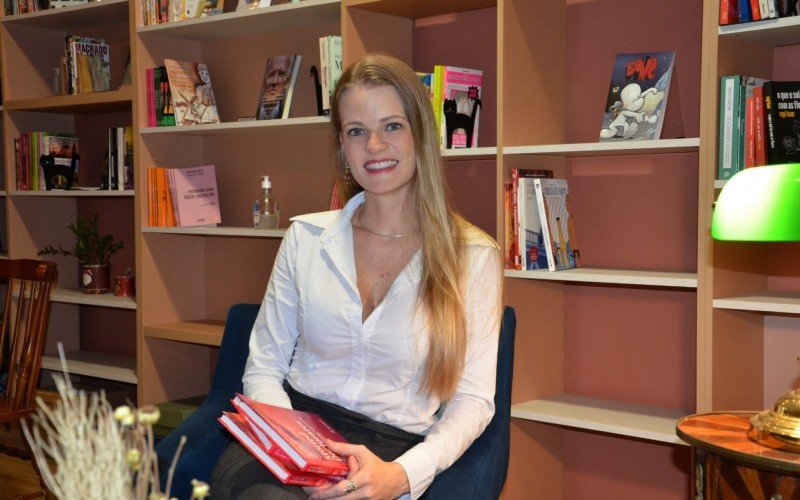 Professora Ailim Schwambach apresenta o quadro "Futuro Sustent�¡vel" na ABC 103.3 FM | abc+