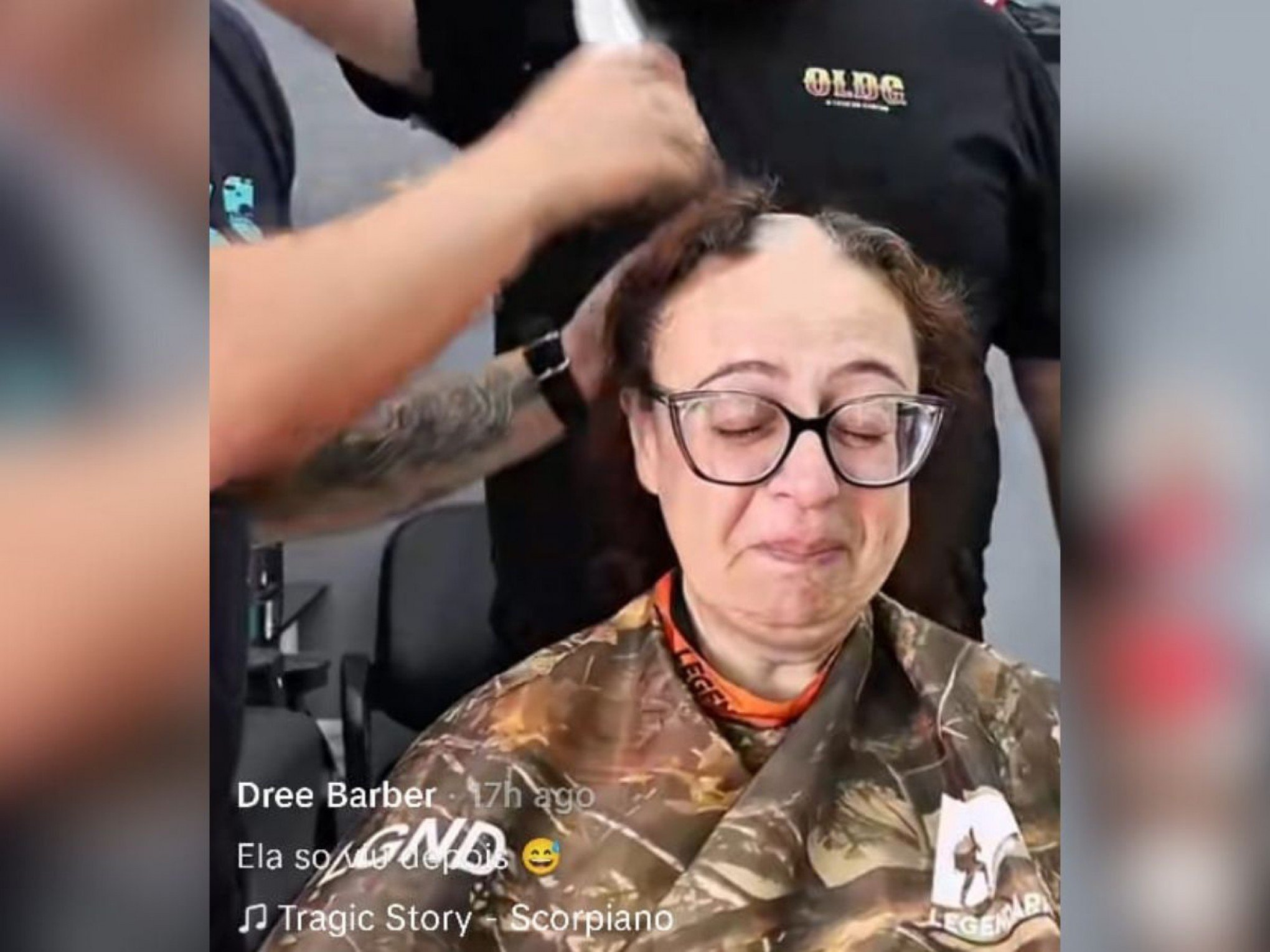 "Ela tem o símbolo do sangue de Jesus": Barbeiro faz cliente chorar ao raspar cabelo no Vale do Sinos e vídeo viraliza