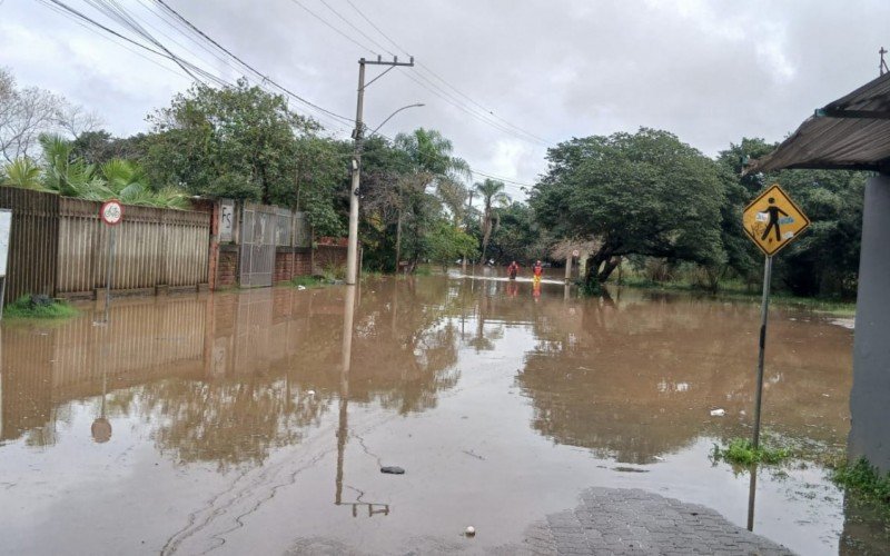Nível do Rio dos Sinos chega a 4,94 metros na manhã deste sábado em São Leopoldo