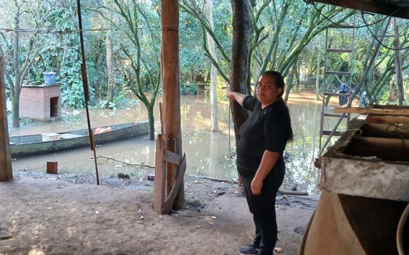 Rio dos Sinos chega a 5,04 metros e moradores do São Geraldo começam a se preparar