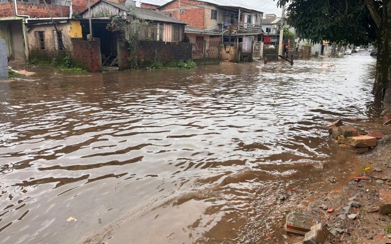 Sem obras, alagamentos voltaram a atingir região um ano depois | abc+