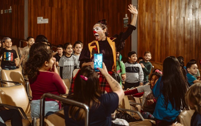 Projeto Estação Brincar leva arte, educação e sustentabilidade para as escolas de Canoas