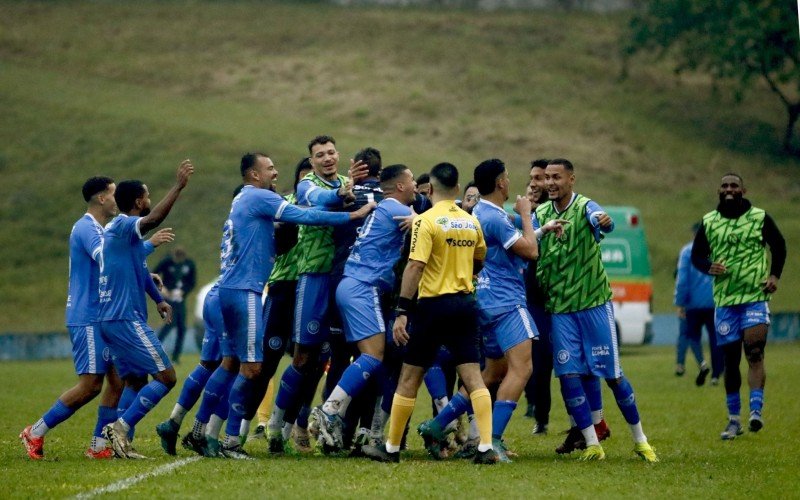  22/06/25 GAUCHÃO SÉRIE A2    AIMORÉ 3 X 1 GAÚCHO