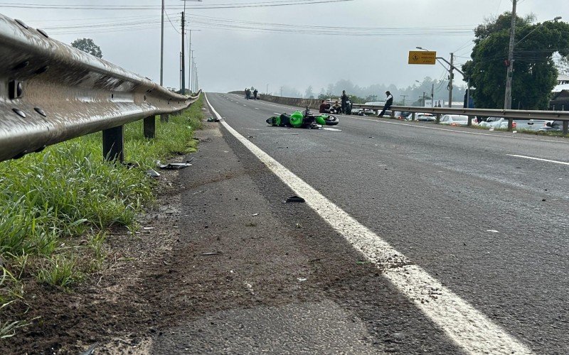 VÍDEO: Imagem mostra moto de jovem que morreu na BR-116 passando cerca ...