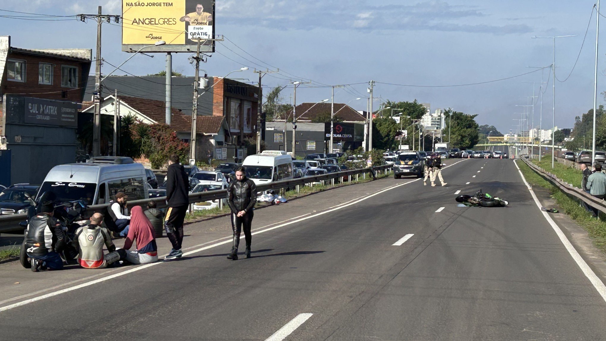 "Ela quase bateu em mim. Levei um susto pela velocidade que passou": Testemunha ocular revela detalhes do acidente que matou jovem na BR-116