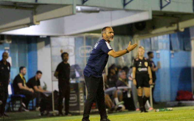 Treinador Rogério Zimmermann comandará o Noia na Divisão de Acesso | abc+