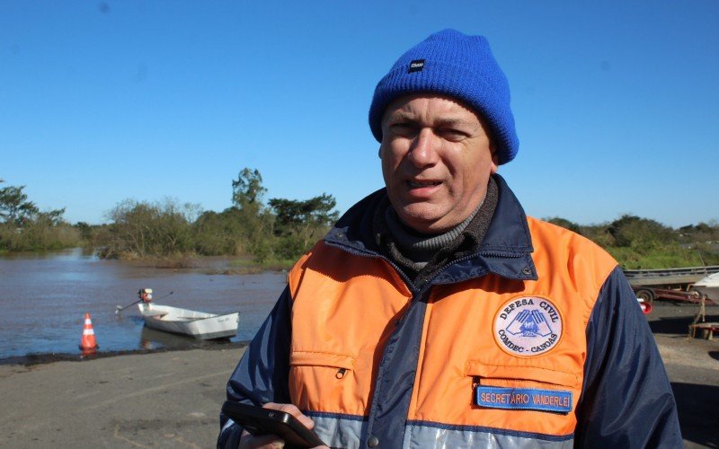 O secretário Vanderlei Marcos aponta que a perspectiva é que as águas continuem baixando nos próximos dias, em Canoas