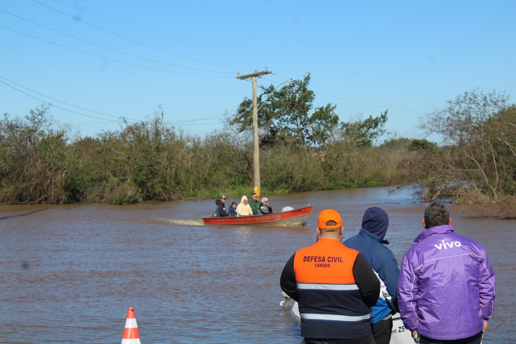 Níveis dos rios dos Sinos e Gravataí registram suas primeiras baixas, em Canoas