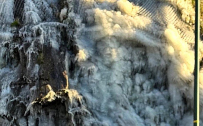 Paredão congelou na Serra do Rio do Rastro, em Santa Catarina | abc+
