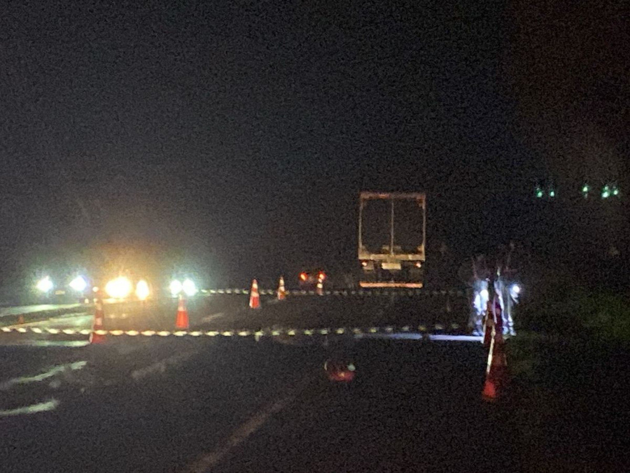 RS-239: Motociclista morre em acidente com caminhão