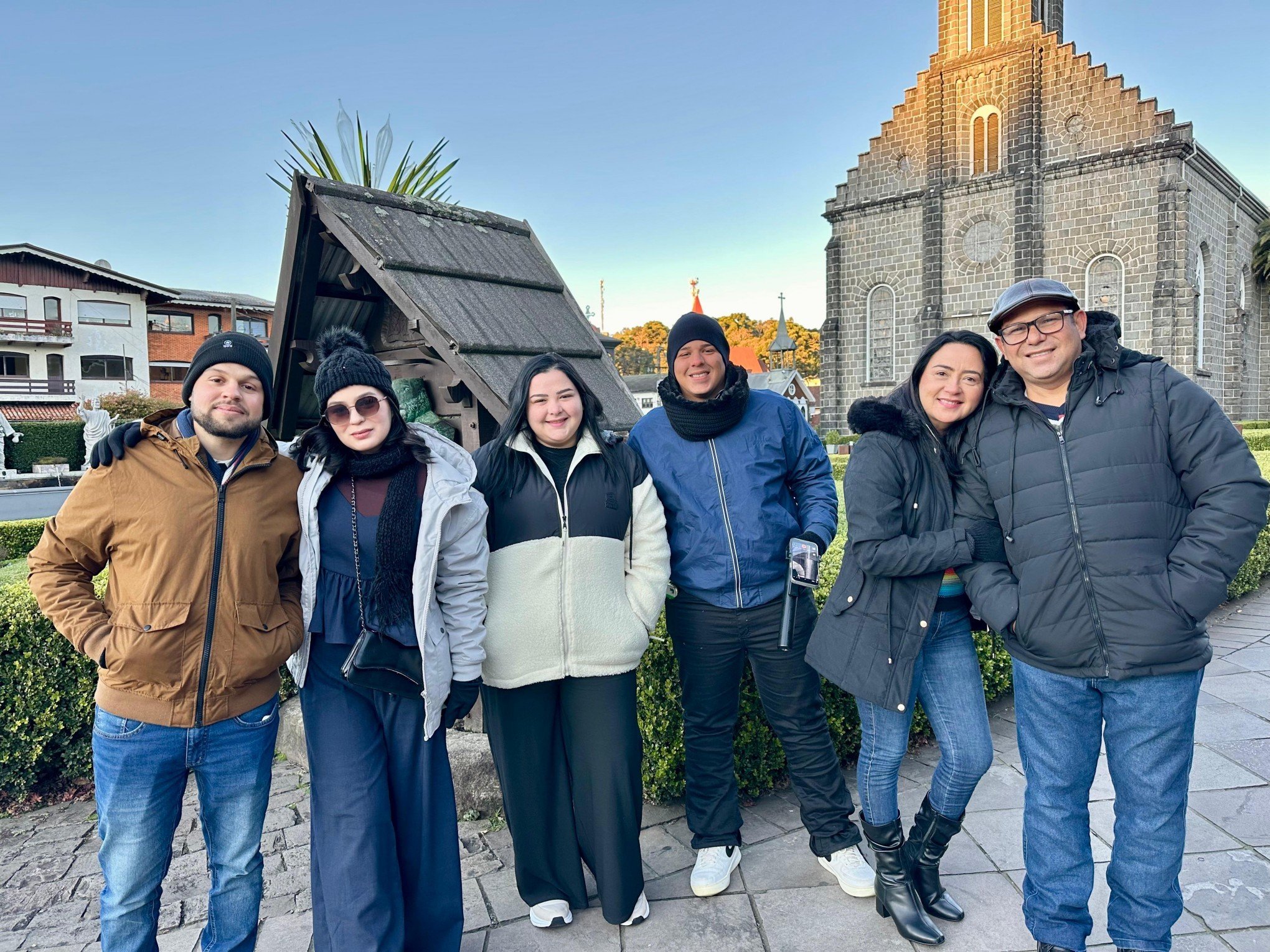 De 38ºC a -1ºC: Turistas acordam cedo para curtir onda de frio em Gramado