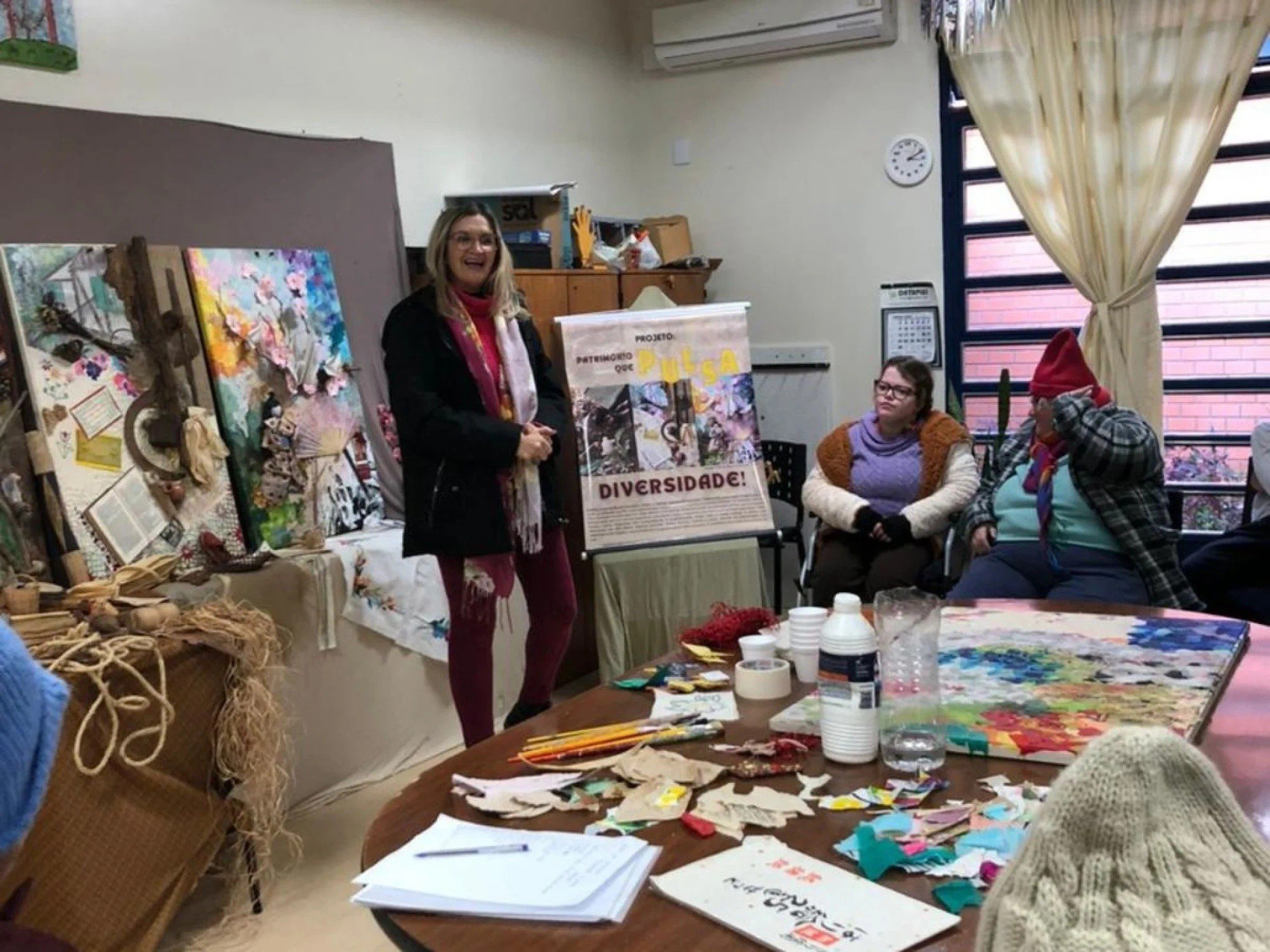 Projeto leva diversidade cultural pela arte à Apae