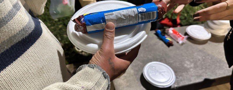 Entrega de marmitas - Voluntários em Novo Hamburgo | abc+