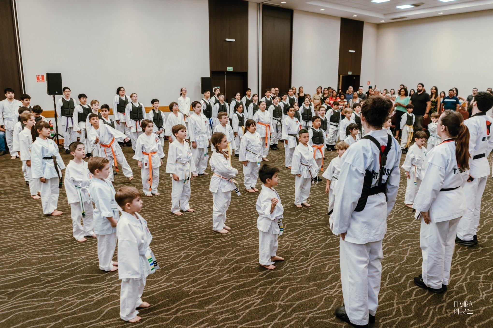Mega evento de artes marciais ocorre em NH neste fim de semana