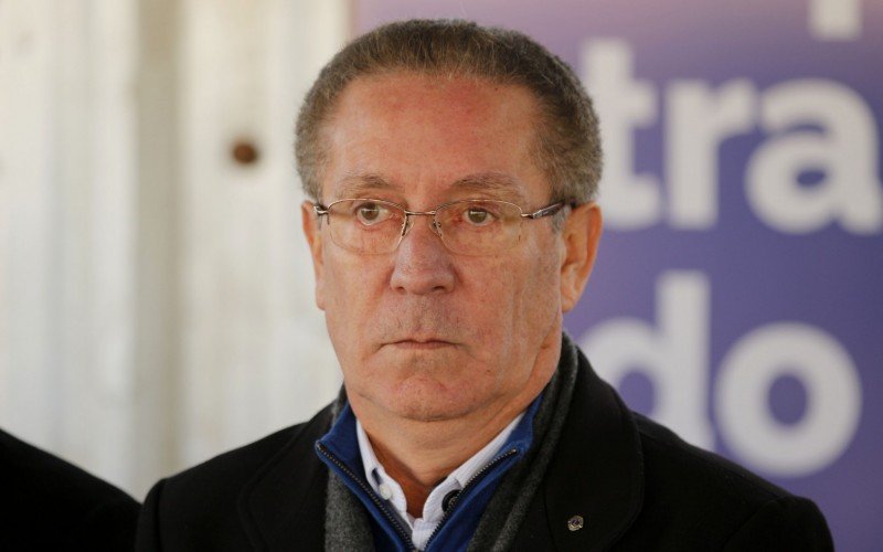 Prefeito Airton Souza se manifestou, por meio das redes sociais, ainda na noite desta quinta-feira (26)