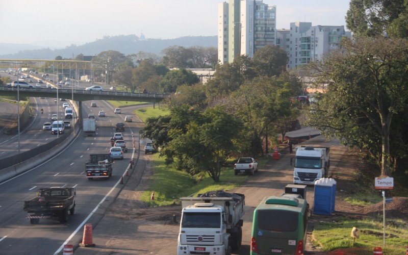 Alça de acesso à rua José do Patrocínio está fechada desde janeiro