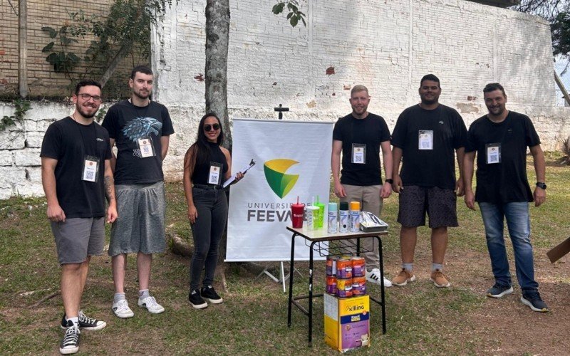 Projeto com acadêmicos da Feevale e ONG Vida Breve | abc+
