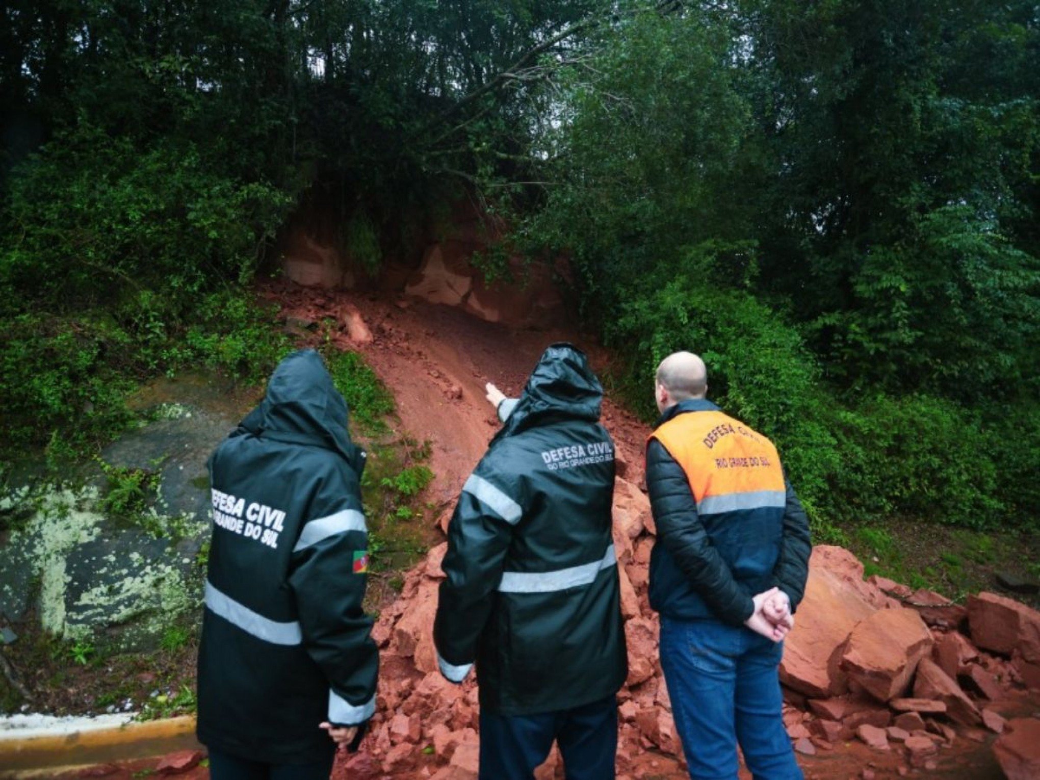 CHUVA NO RS: Mais de 25 municípios gaúchos já reportaram danos à Defesa Civil