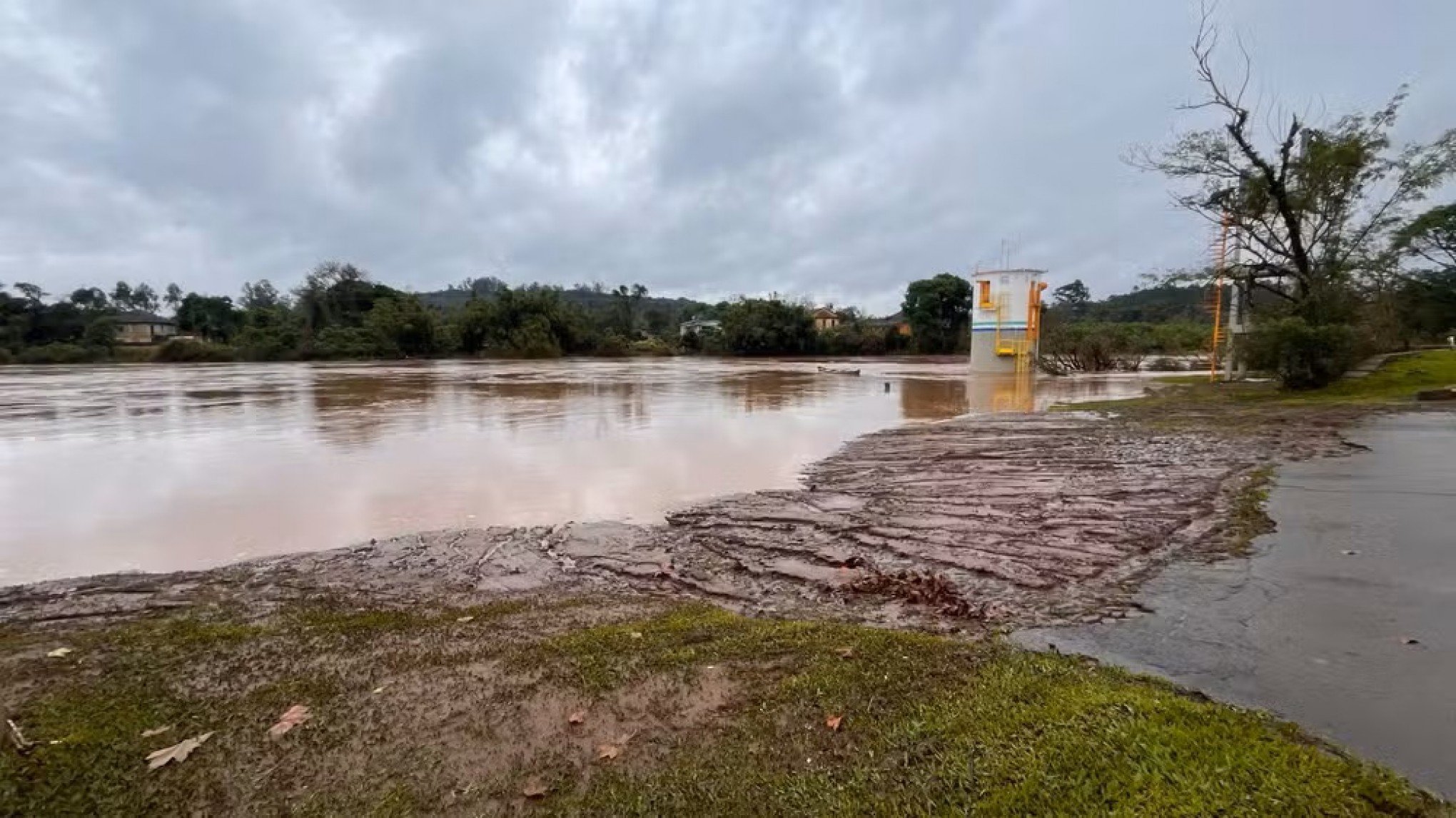 CHUVA NO RS: Defesa Civil do RS emite alerta para risco de inundação em São Sebastião do Caí