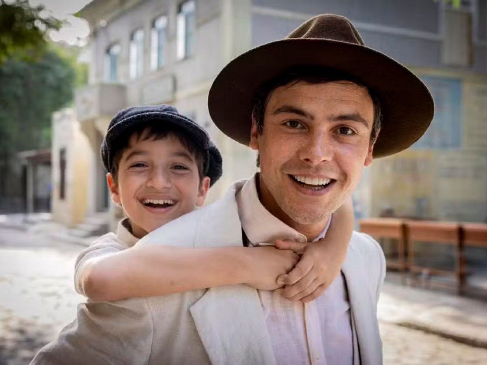 O que você precisa saber sobre Êta Mundo Bom! antes de assistir Êta Mundo Melhor!
