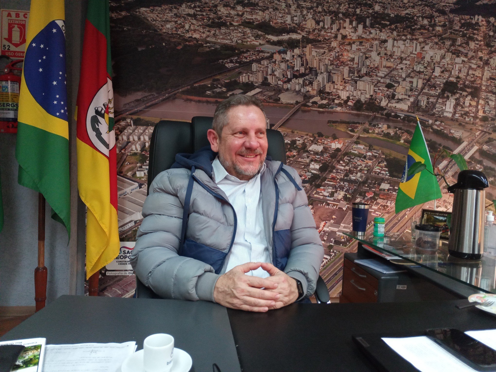 Prefeito Heliomar embarca para os Estados Unidos para conferência sobre qualidade da água