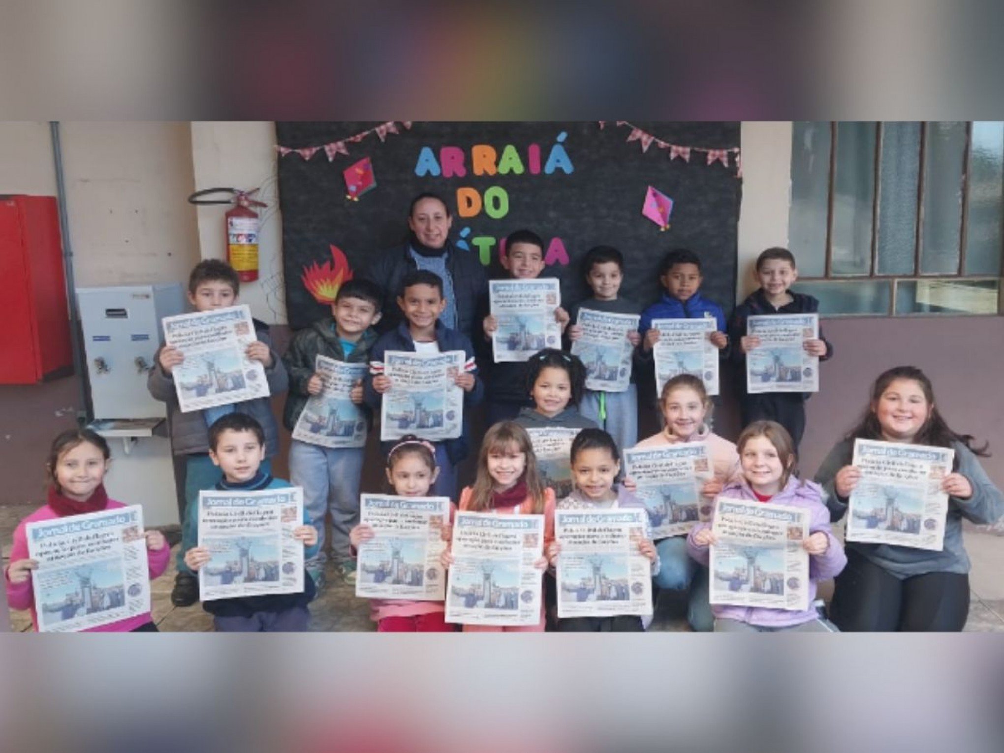 O encanto do jornal na alfabetização: Um olhar crítico e curioso no 2º Ano A