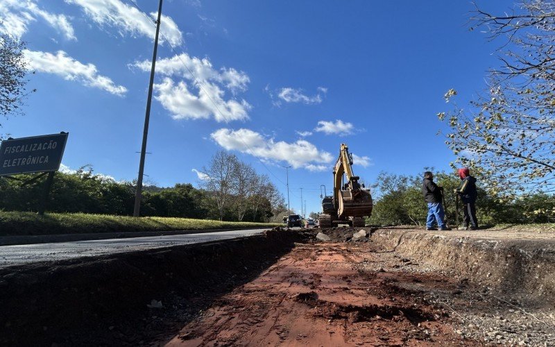 Obras na RS-239 atendem a demandas de prefeitos da regiÃ?Â£o
