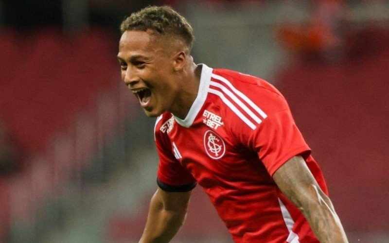Pelo Colorado, Vitinho marcou seis gols em 25 jogos | abc+